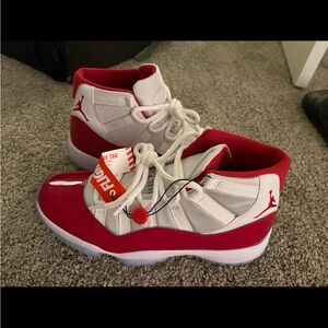 Men’s Red and White Basketball Shoes
Jordan Retro 11s Cherry 🍒
